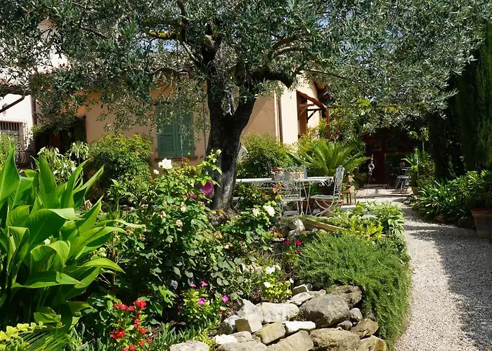 Konukevi Il Vialetto 3*